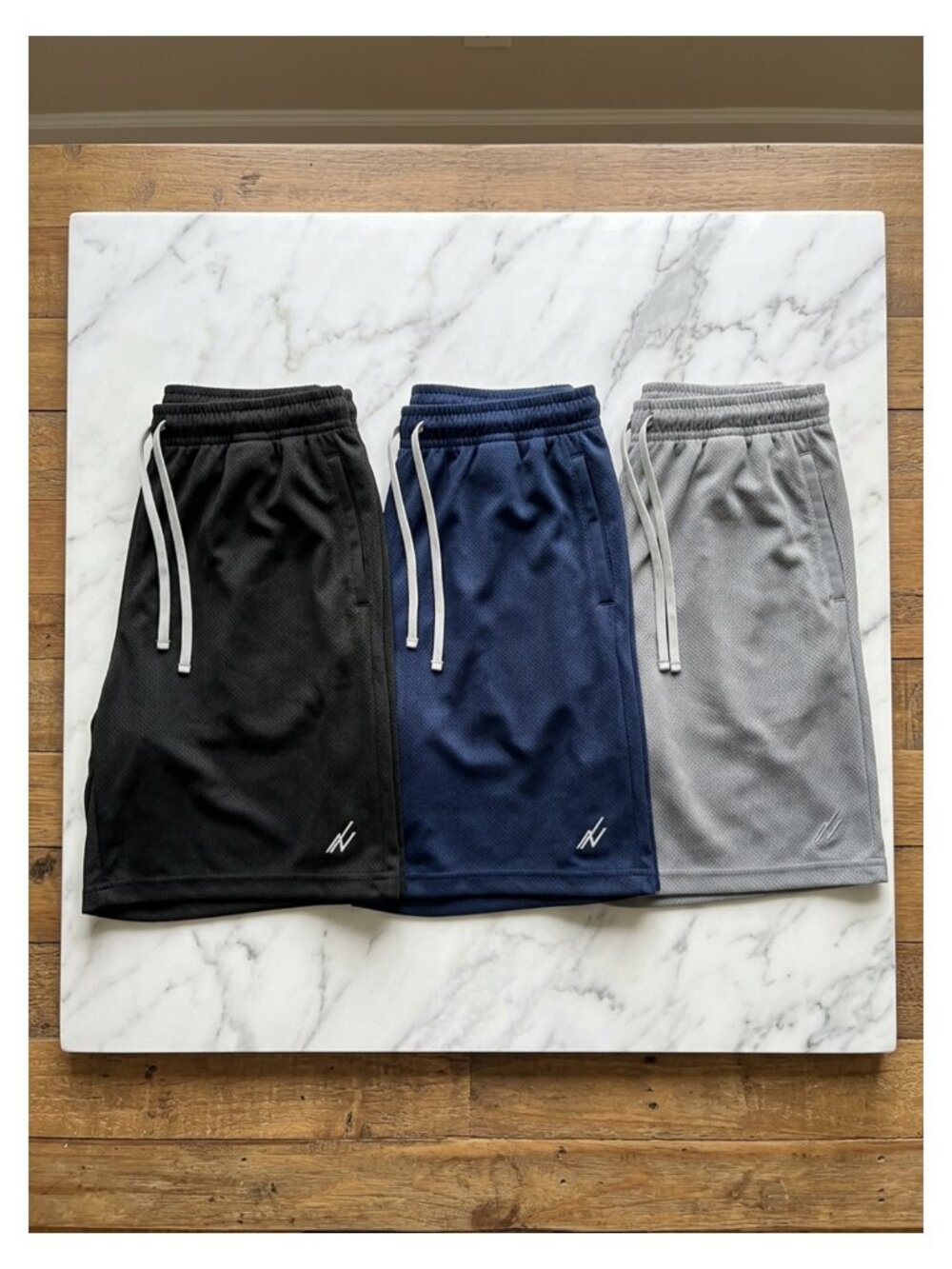 Men's Athletic Shorts Breathable Mesh Loose-Fit Workout Gym Running